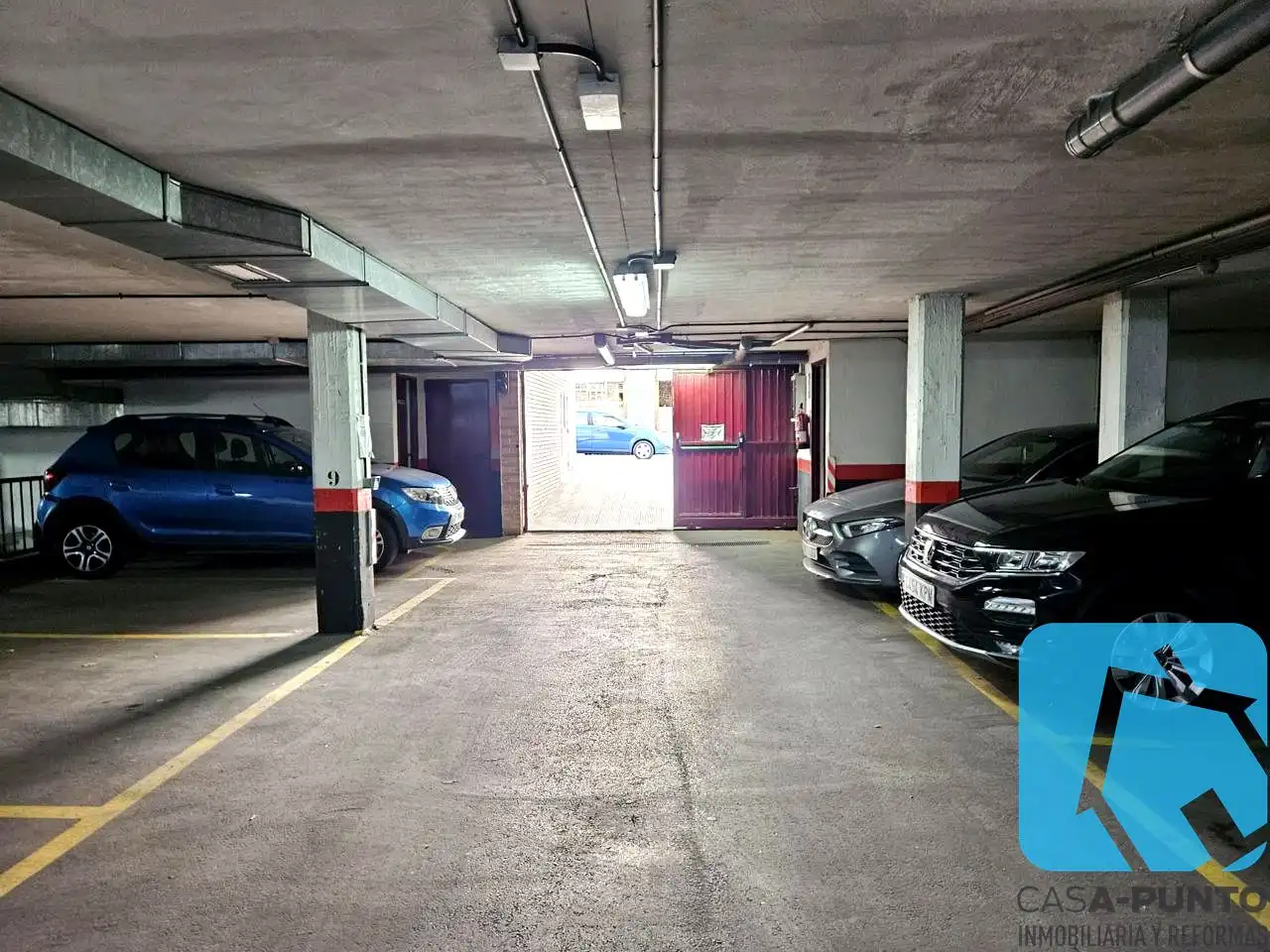 Aparcamiento en venta en De Saturnino Calleja 3, imagen 2