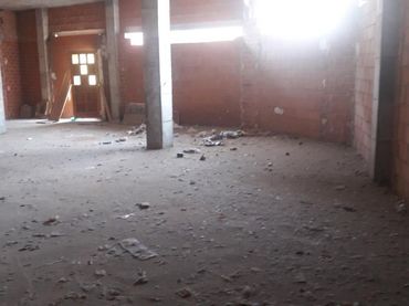 Local comercial en venda a La Roda
