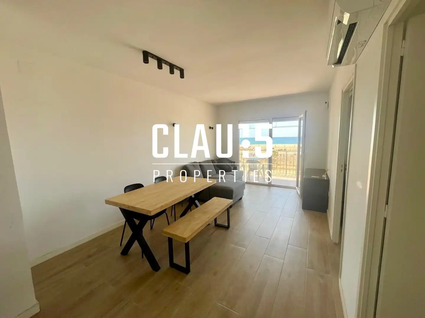 Flat for sale in Canet de Mar  with Heating, Balcony and Alarm