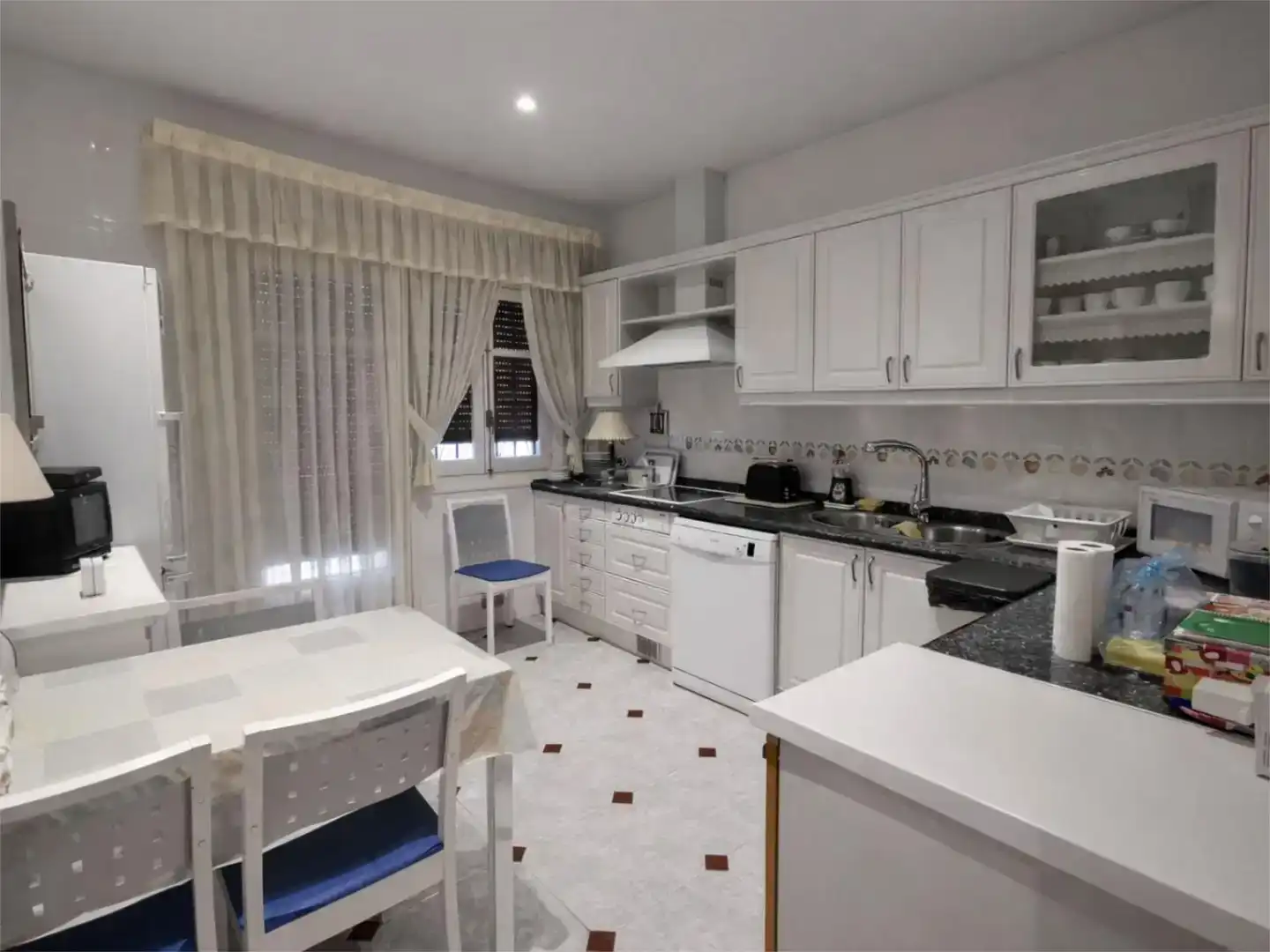 Cocina de Casa o chalet en venta en Torrejón de Ardoz con Jardín privado, Trastero y Piscina