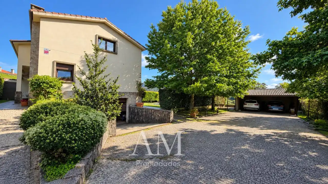 Detached house with pool for sale in Zamanes, imagen 4