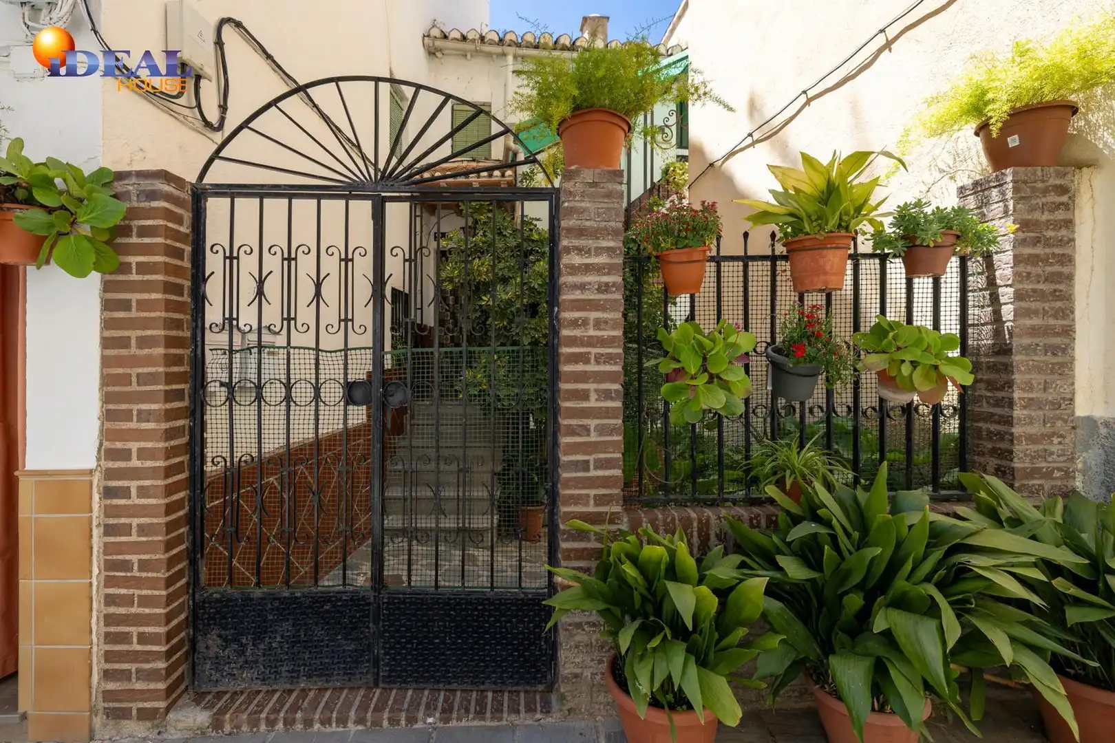 Semi-detached house for sale in Calle San Vicente, imagen 2
