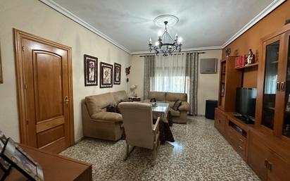 Living room of Flat for sale in Úbeda  with Air Conditioner and Balcony