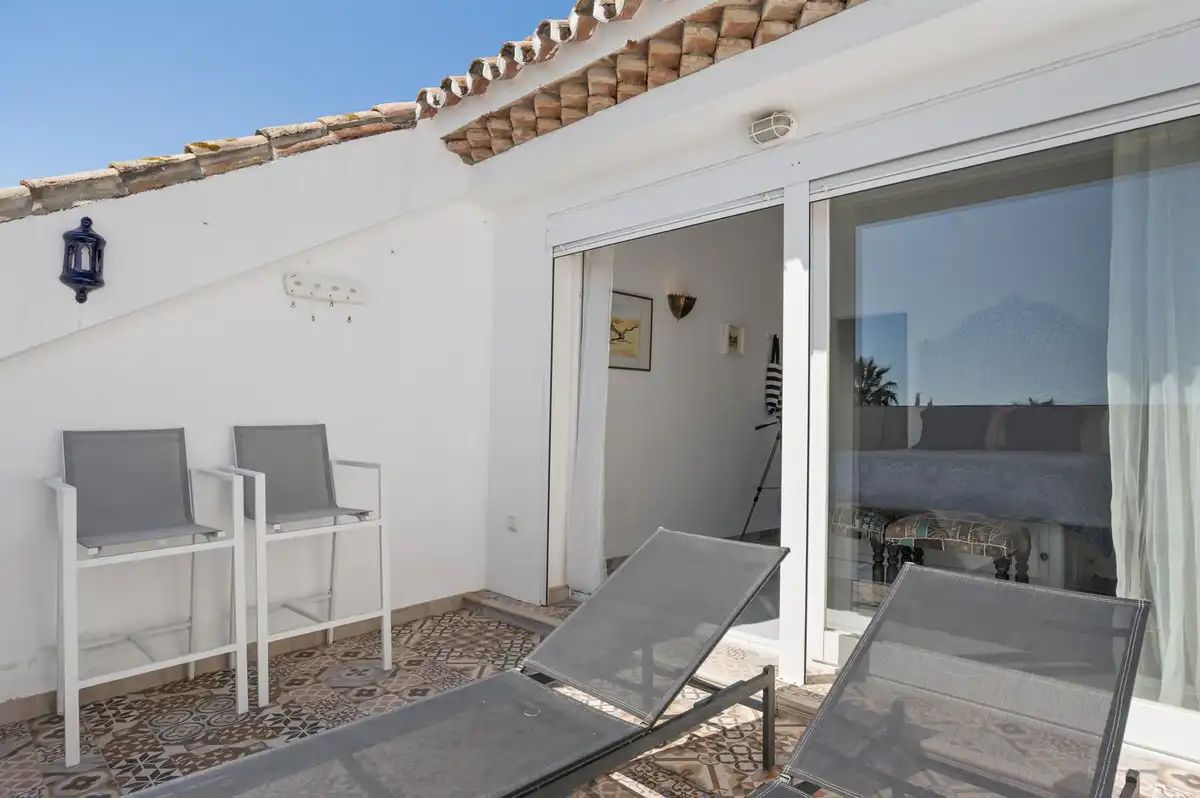 Terrassa de Casa adosada en venda en Marbella amb Aire condicionat, Jardí privat i Terrassa