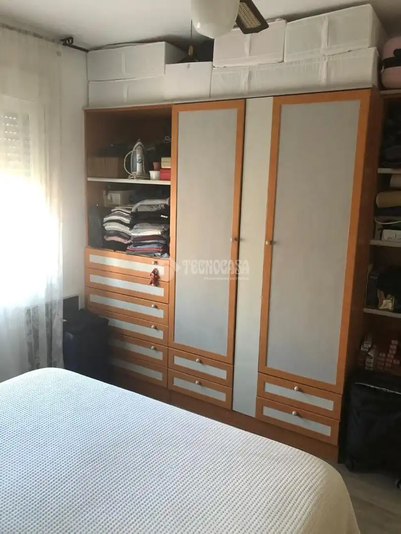 Habitación de Piso en venta en Fuenlabrada con Terraza y Piscina comunitaria