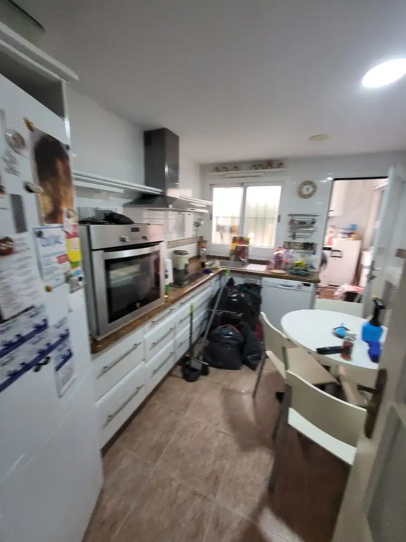 Cuina de Pis de lloguer en Almería amb Aire condicionat, Calefacció i Parquet