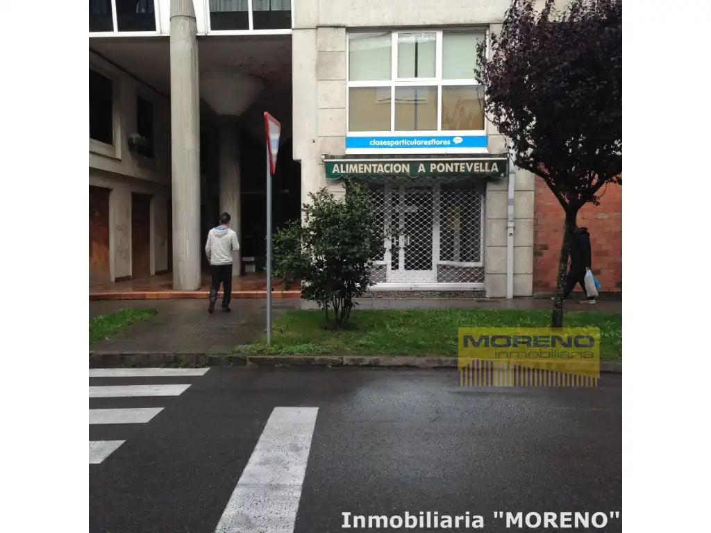 Locale commerciale in vendita a Sarria