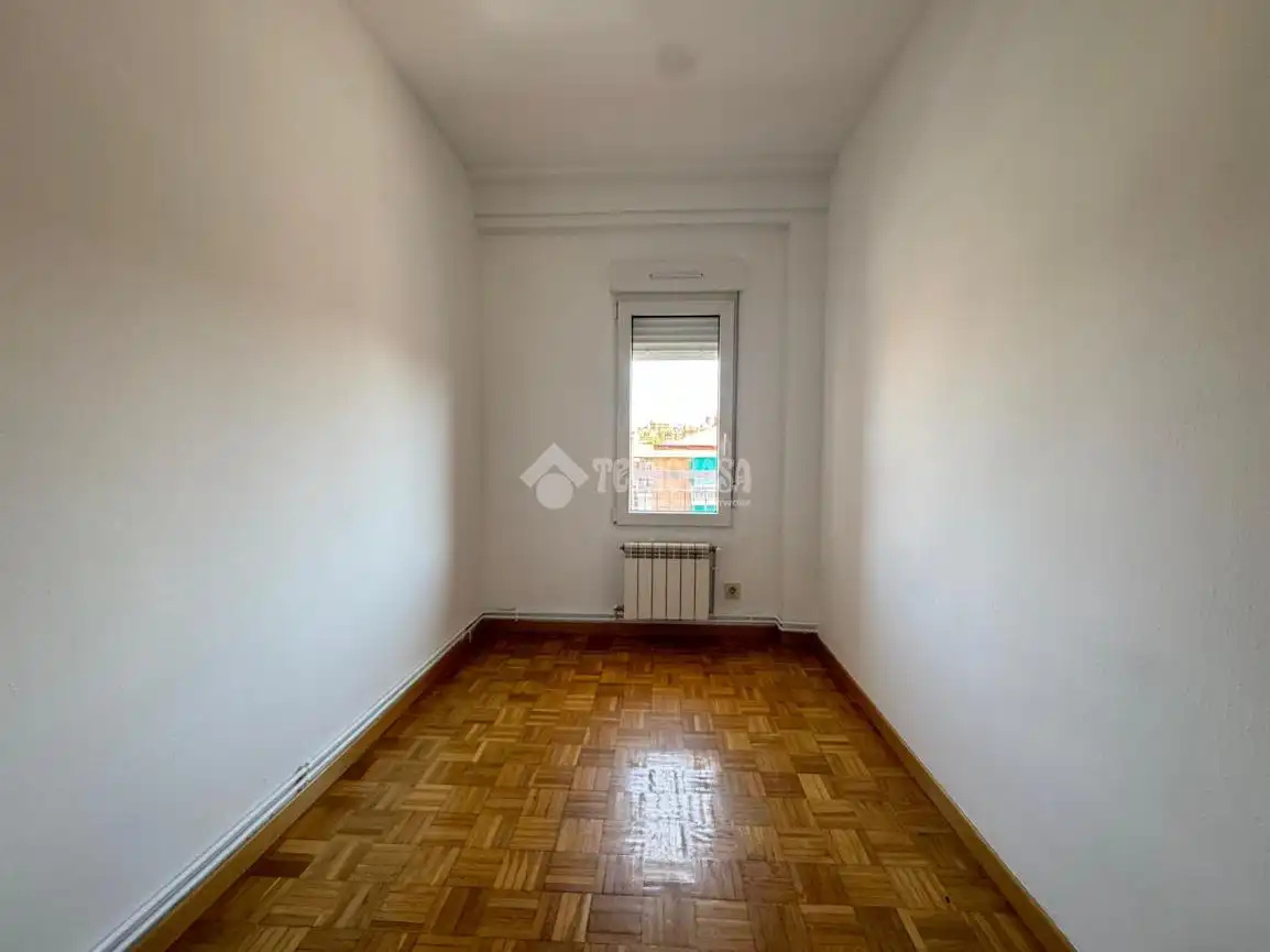 Habitación de Piso en venta en Alcobendas con Calefacción, Parquet y Alarma