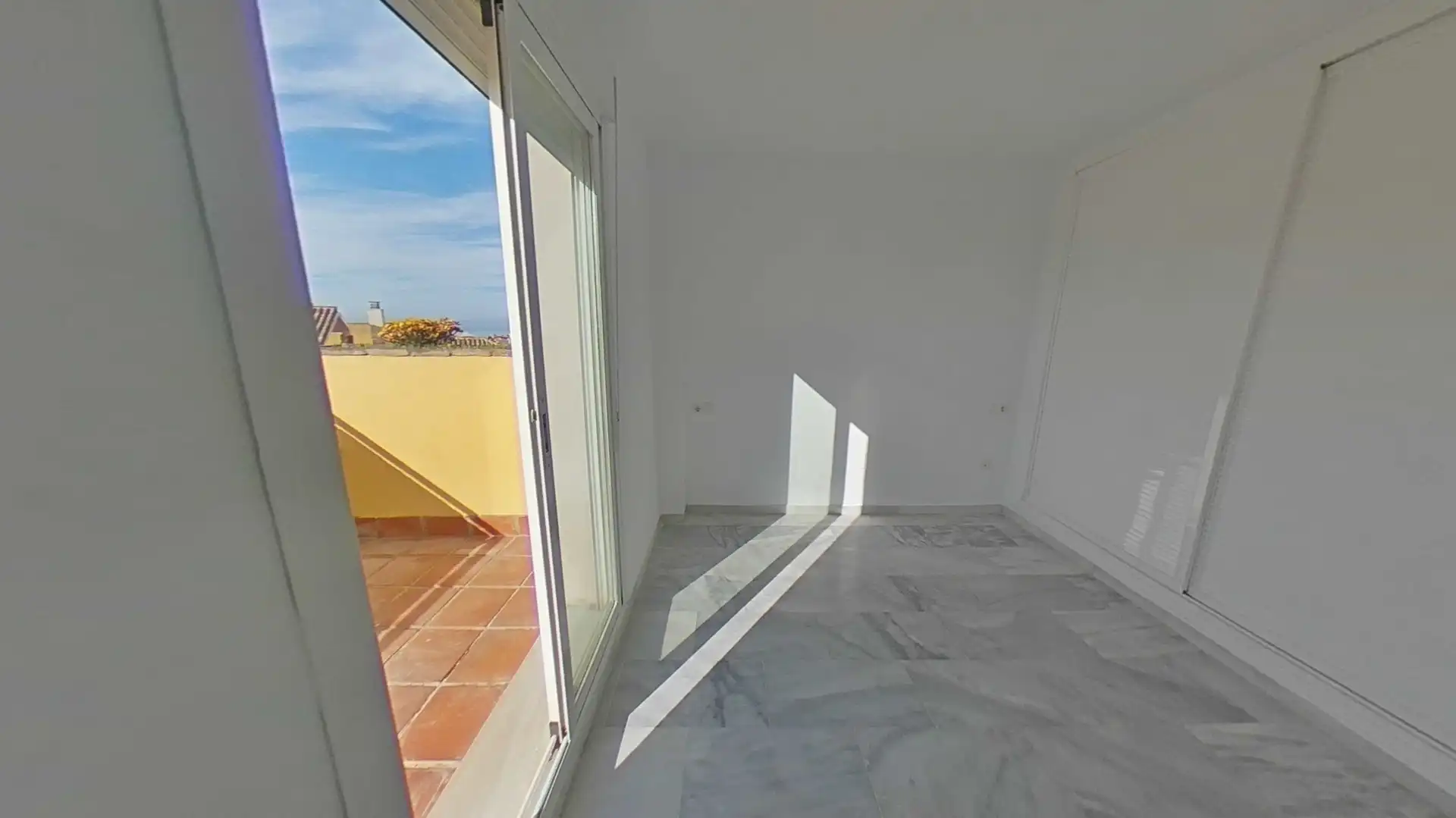 Habitación de Piso en venta en Mijas con Trastero y Piscina