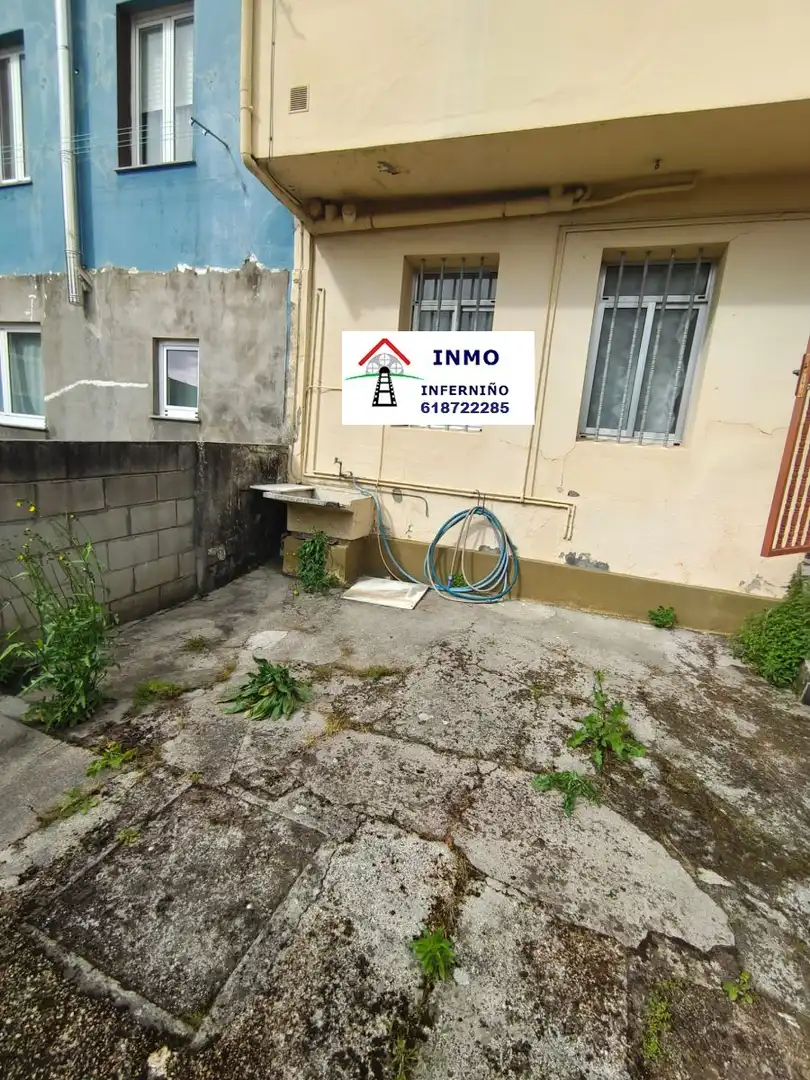 Vista exterior de Casa o chalet en venta en Ferrol con Calefacción y Trastero