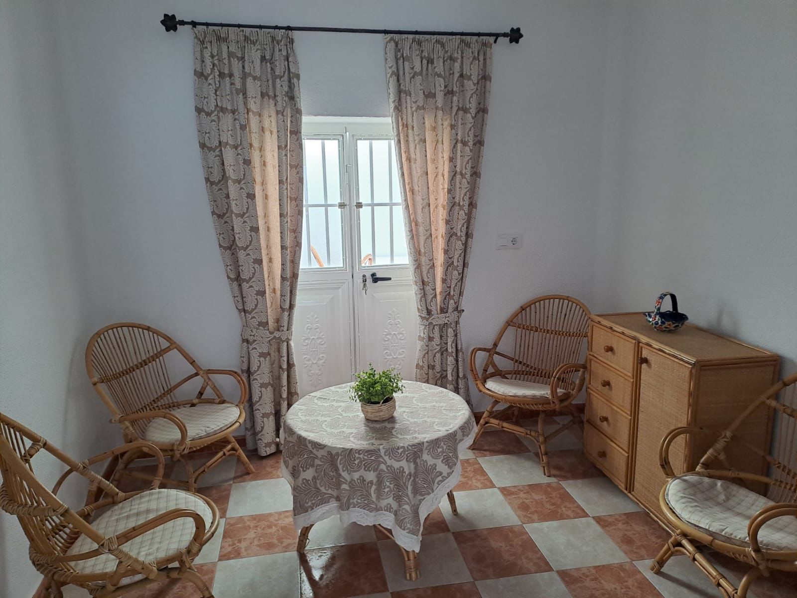 Dormitori de Casa o xalet de lloguer en Chiclana de la Frontera amb Aire condicionat, Traster i Moblat