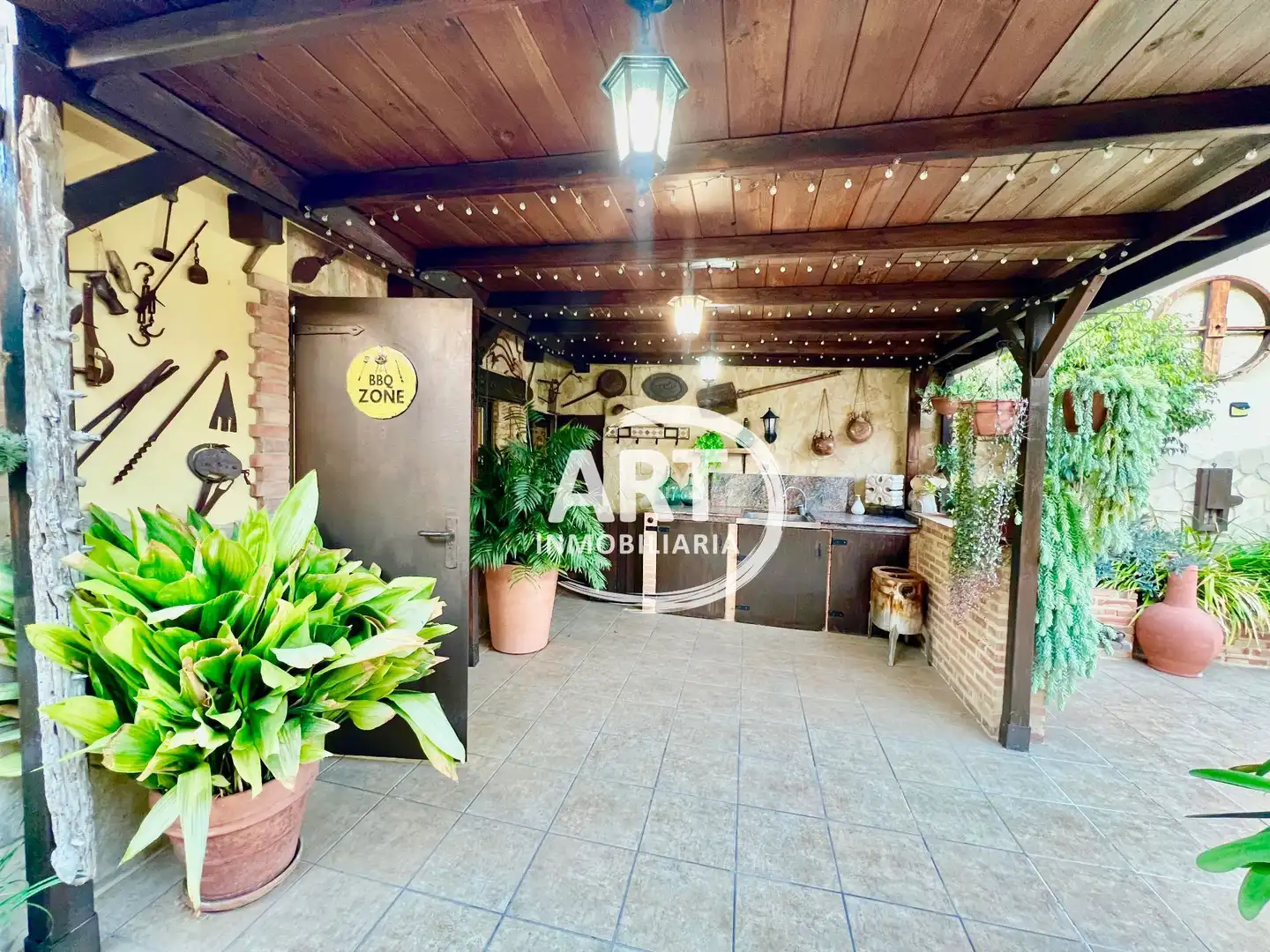 Casa o xalet en venda en Picassent amb Aire condicionat, Jardí privat i Terrassa