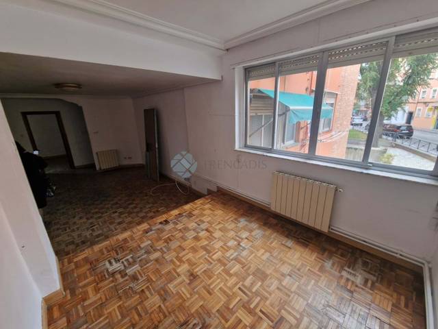 Piso en Venta en PZ CAMPO DE CRIPTANA  Pl: Pt:C  MADRID (MADRID) en Almendrales