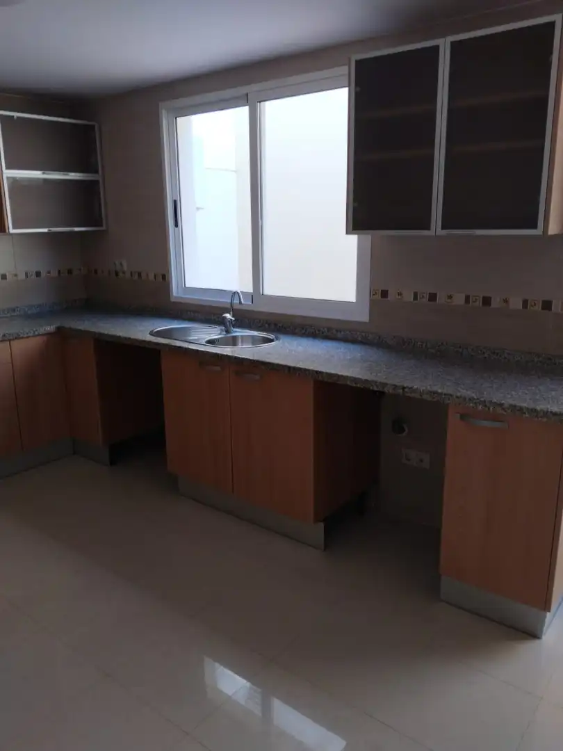 Cuina de Casa adosada de lloguer en Aspe amb Aire condicionat, Terrassa i Traster