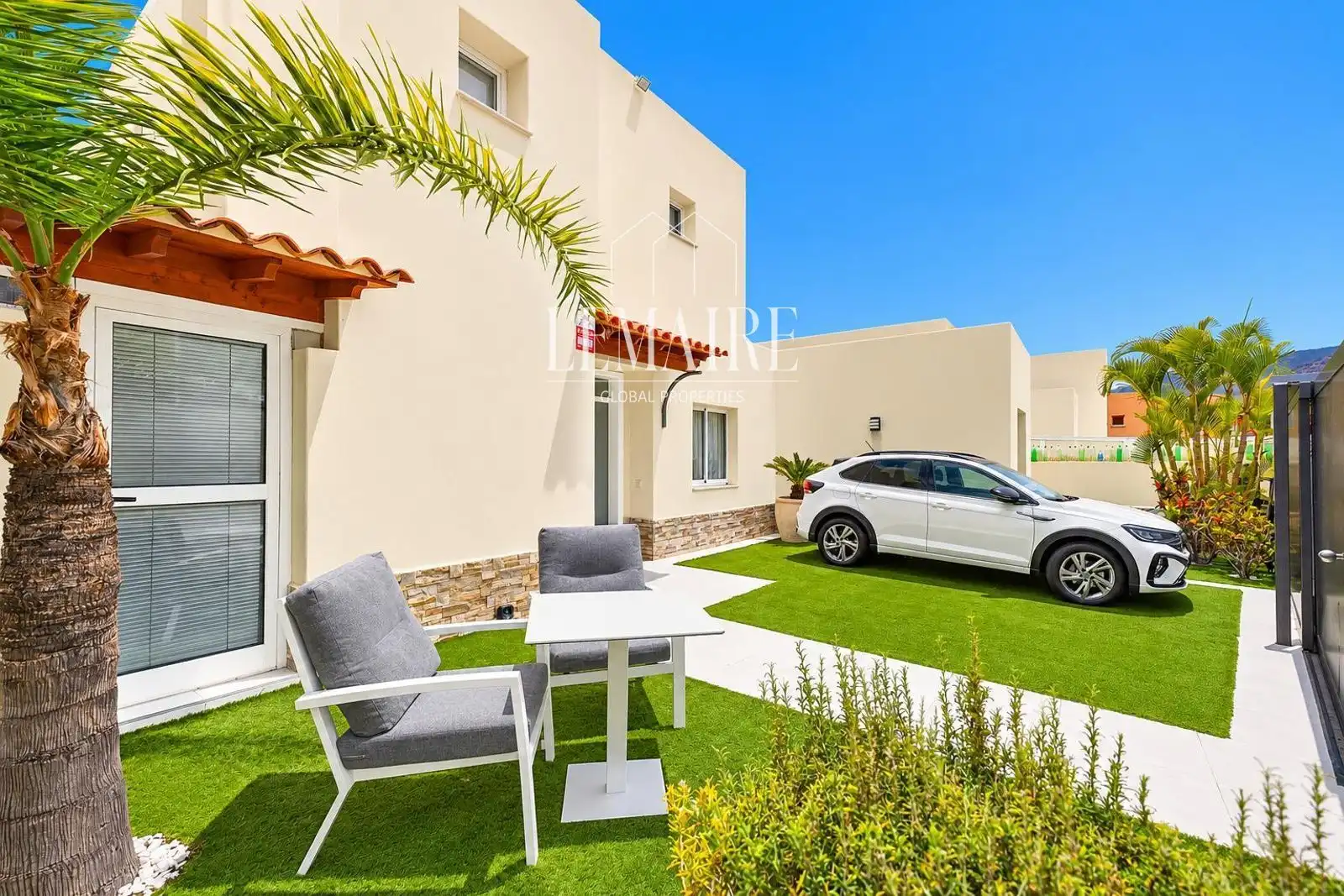 Exterior view of Houses for sale in Adeje  with Air Conditioner, Terrace and Storage room