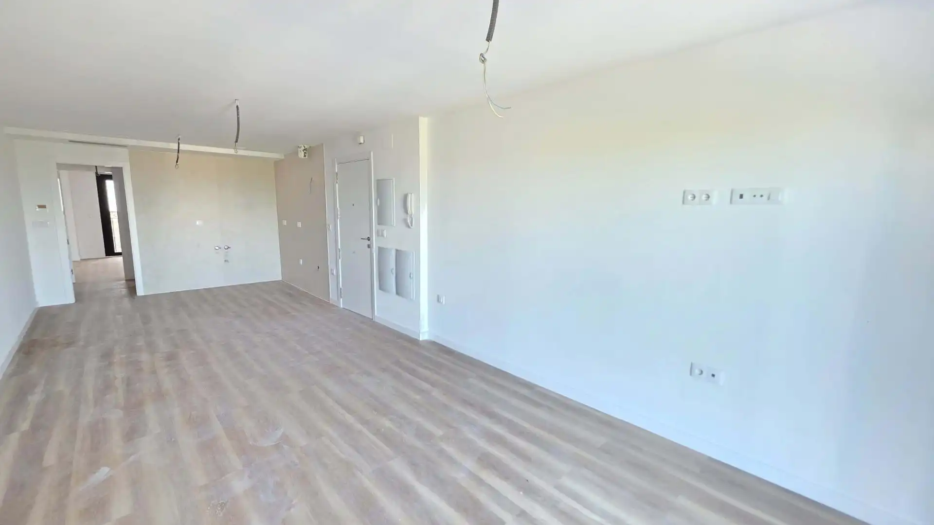 Appartamento con terrazza in vendita a Calle Juanito Valderrama, imagen 2