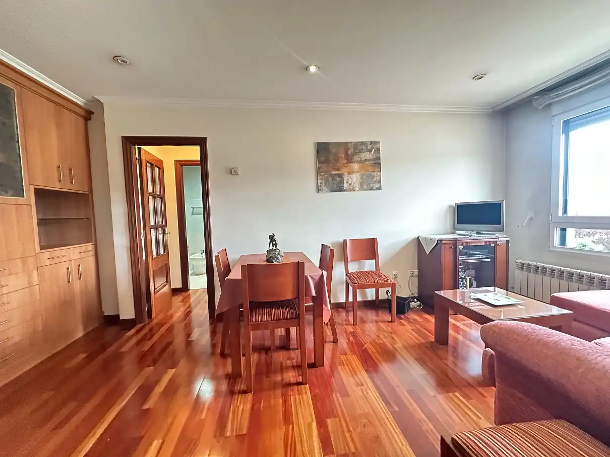 Sala de estar de Piso de alquiler en Santiago de Compostela  con Calefacción, Trastero y Amueblado