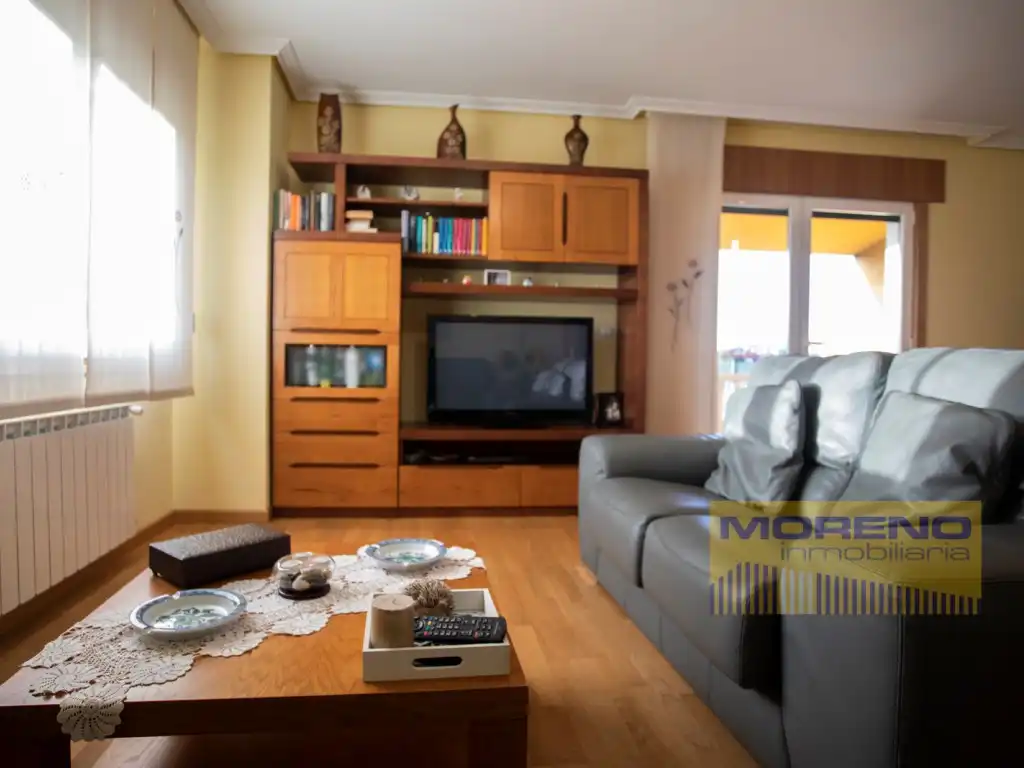 Sala d'estar de Casa o xalet en venda en Sarria
