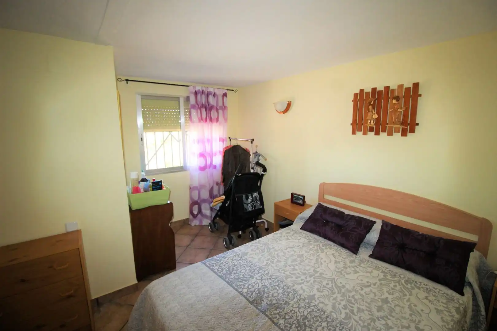 Dormitori de Casa o xalet en venda en Chiva amb Jardí privat, Terrassa i Traster