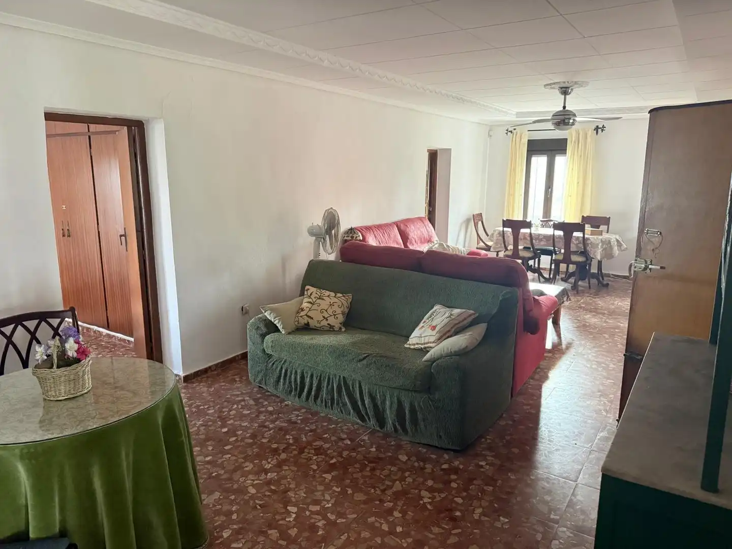 Sala de estar de Terreno en venta en Guadalcázar