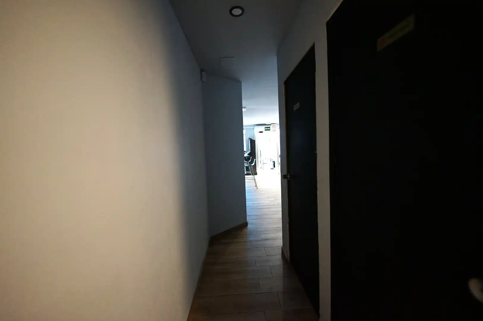 Local comercial en traspàs a Carrer de Emilia Pardo Bazán 9, imagen 8
