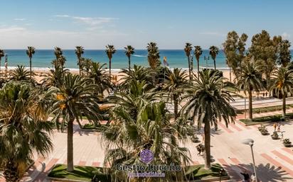 Vista exterior de Àtic en venda en Salou amb Aire condicionat i Balcó