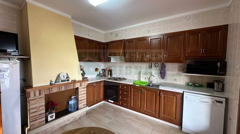 En venta espaciosa casa esquinera con doble parcela en La Bisbal DEmpordà, imatge 4