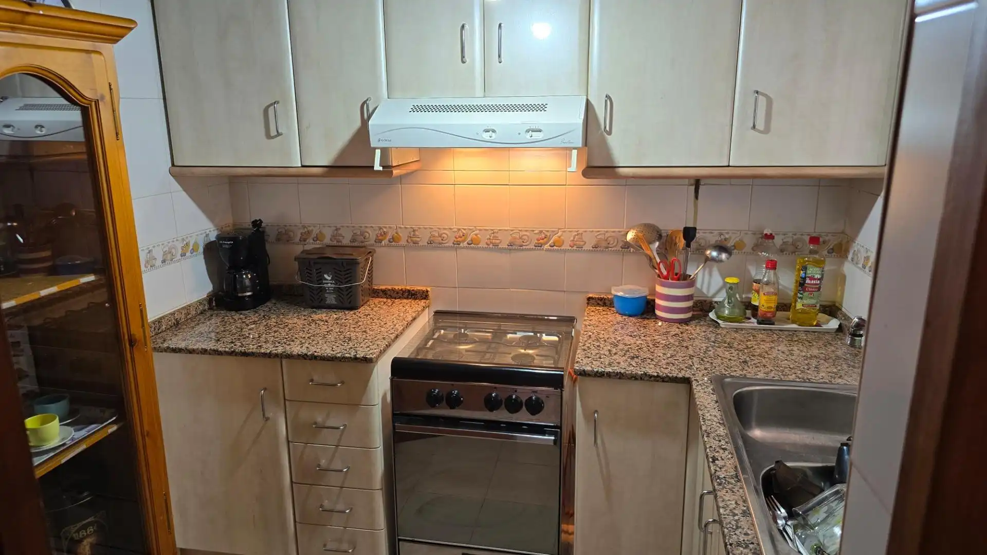 Cocina de Casa o chalet en venta en La Torre de Claramunt con Jardín privado y Terraza