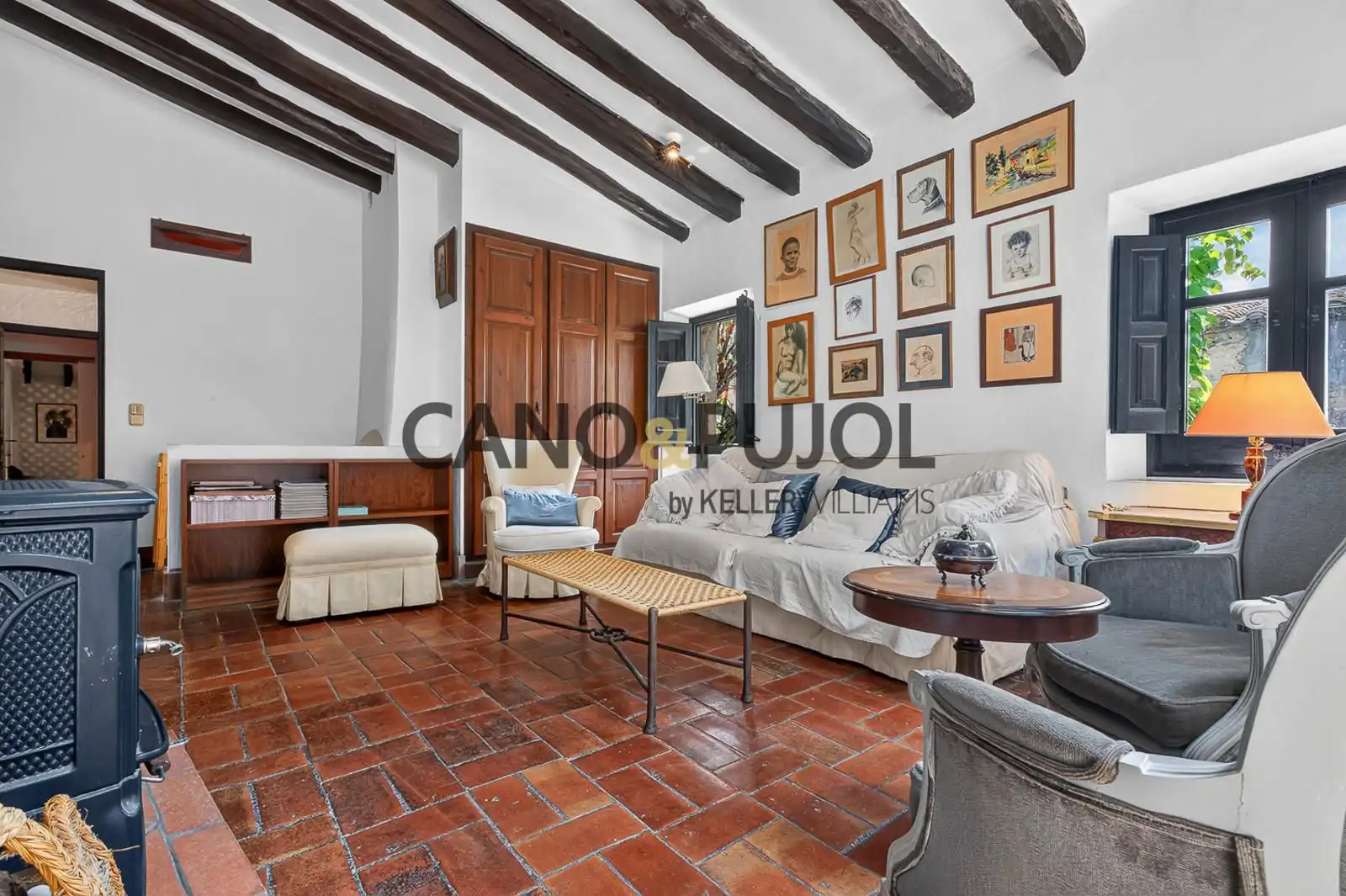 Sala d'estar de Casa o xalet en venda en Vilamalla amb Aire condicionat, Calefacció i Moblat