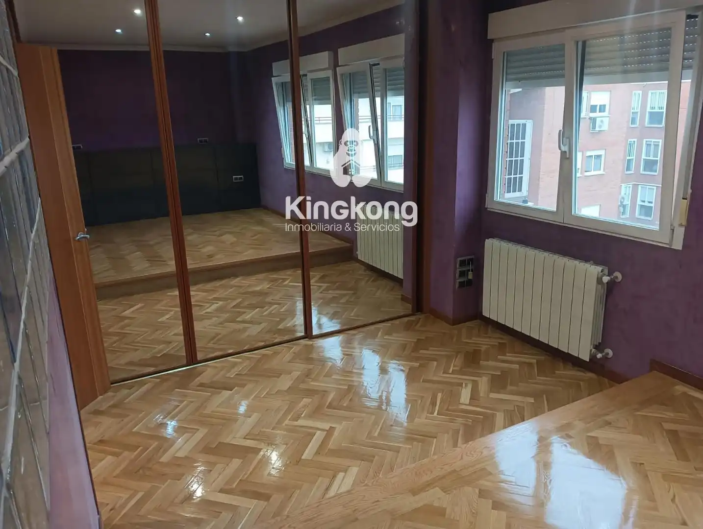 Bedroom of Flat for sale in Madrid  with Air Conditioner, Heating and Swimming Pool