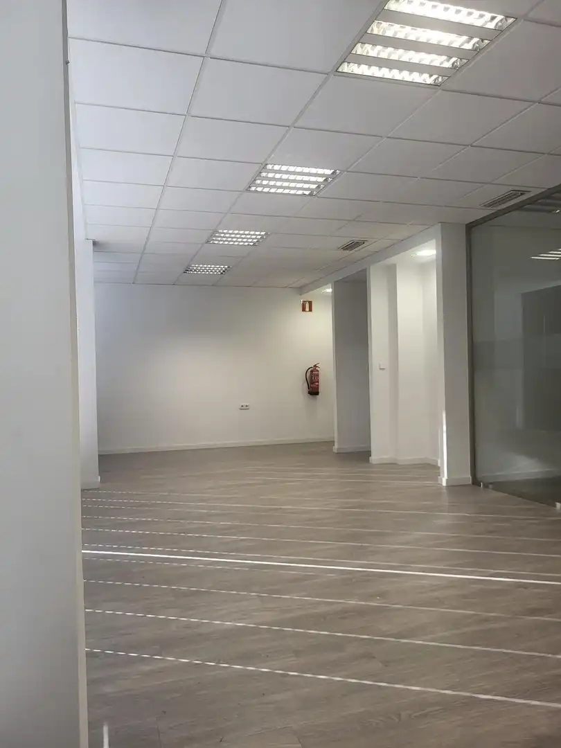 Local comercial en alquiler en de Rafael Alberti, imagen 8