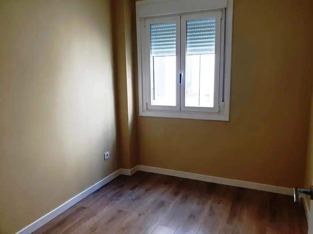 Piso de alquiler en Rúa Cardenal Quevedo 5I (San Lázaro), Centro