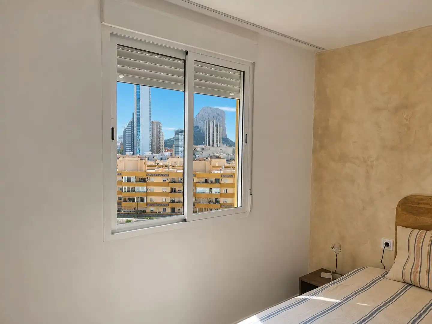 Dormitori de Apartament en venda en Calpe / Calp amb Aire condicionat, Calefacció i Terrassa