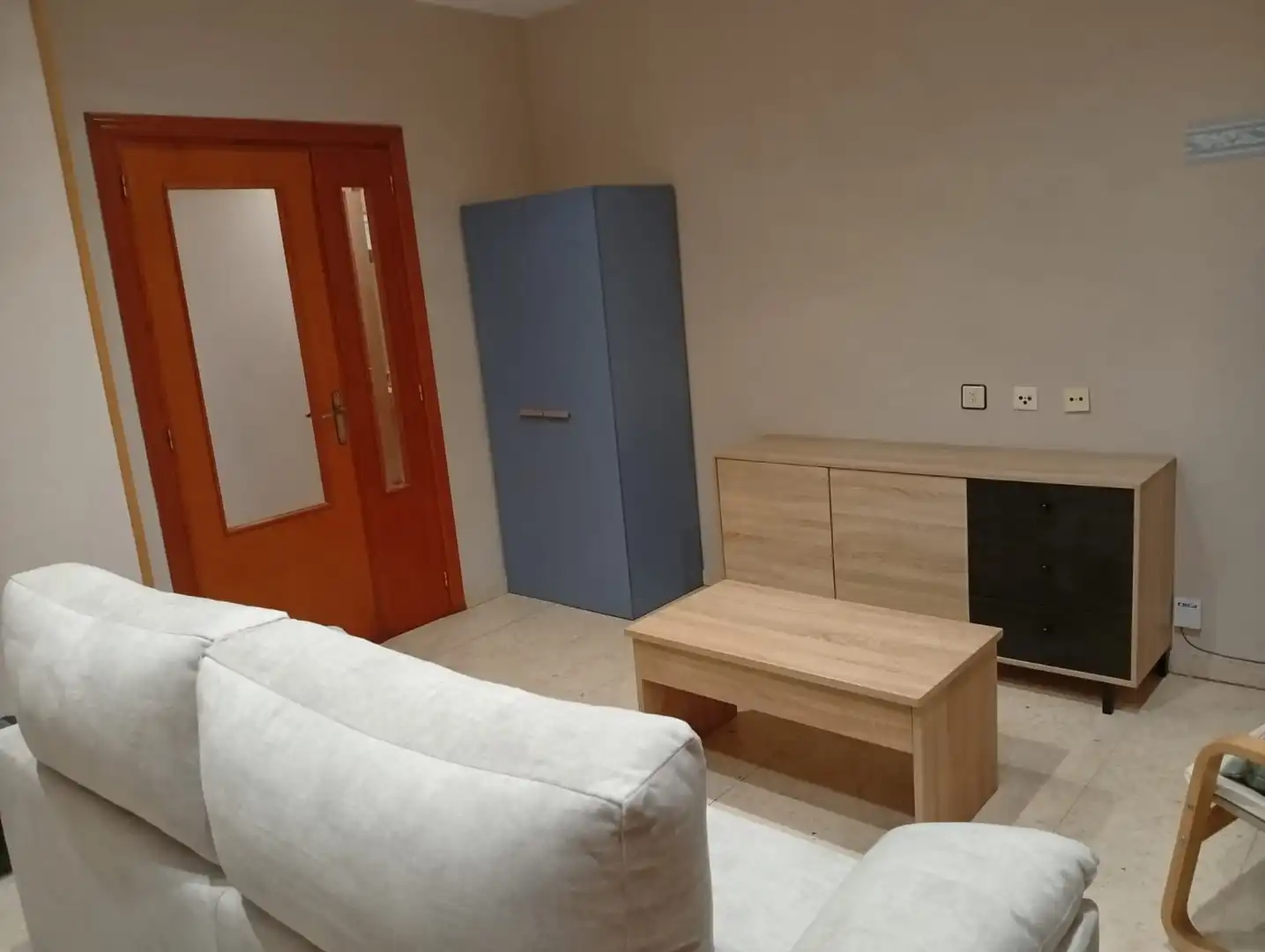 Living room of Flat for rent in Almansa  with Furnished