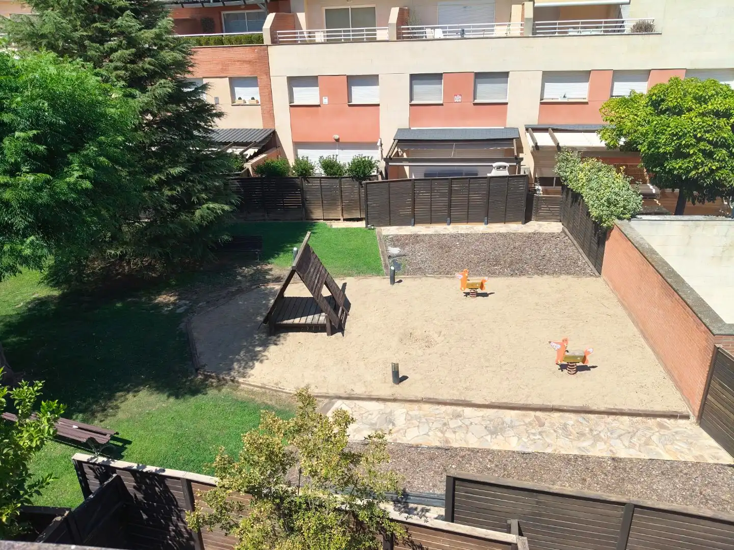 Adosado con piscina en venta en Carrer Lluís Companys 353, imagen 23