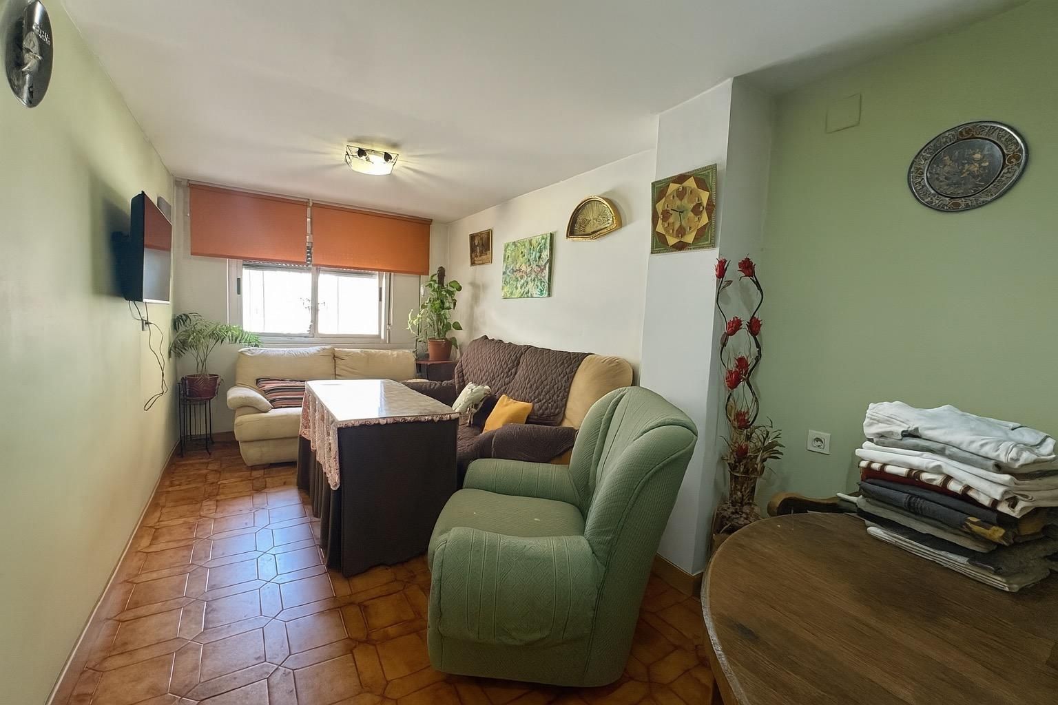 Living room of Flat for sale in  Granada Capital  with Balcony