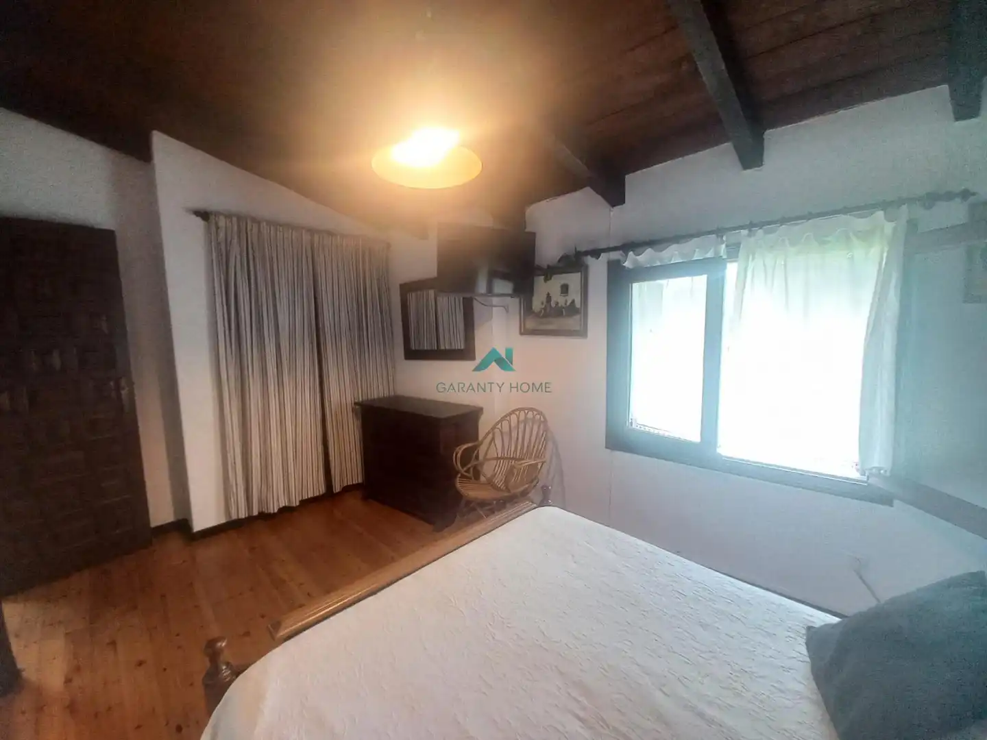 Habitación de Casa adosada en venta en Voto con Calefacción, Jardín privado y Terraza