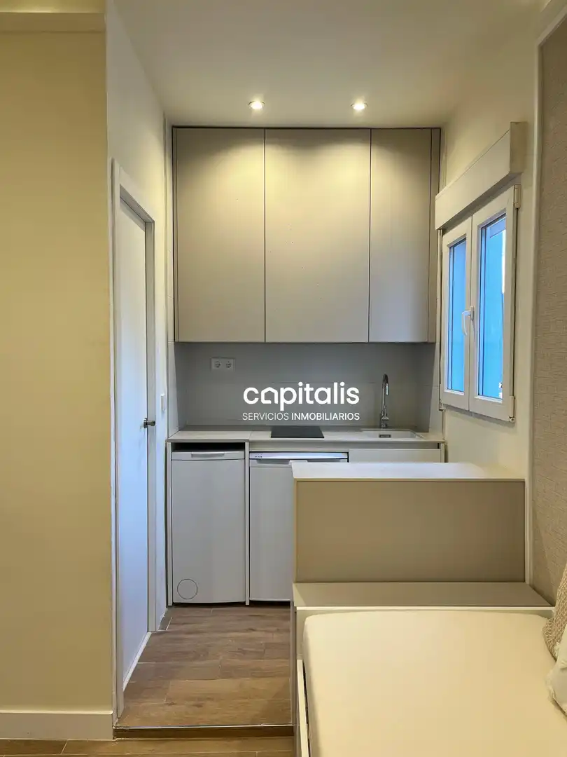Küche von Wohnung zur Miete in Madrid mit Klimaanlage, Heizung und Möbliert