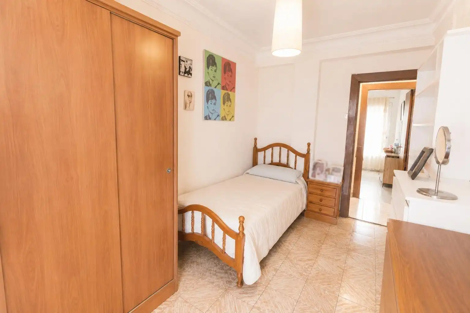 Habitación de Piso en venta en Zaragoza con Calefacción, Terraza y Amueblado