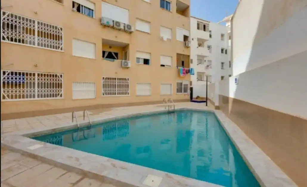 Apartament amb terrassa en venda a Calle MAR BALTICO, imagen 2