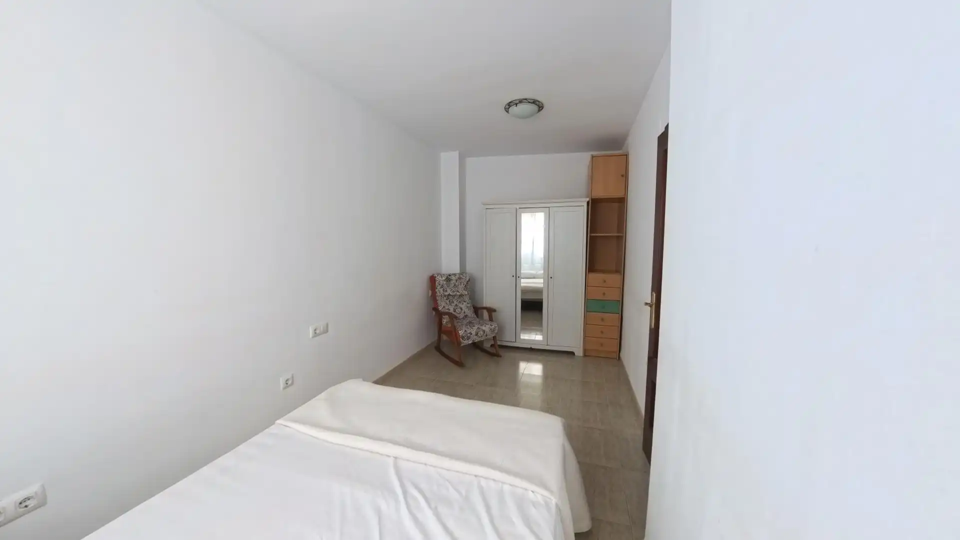 Dormitori de Apartament en venda en San Fernando amb Aire condicionat, Terrassa i Moblat