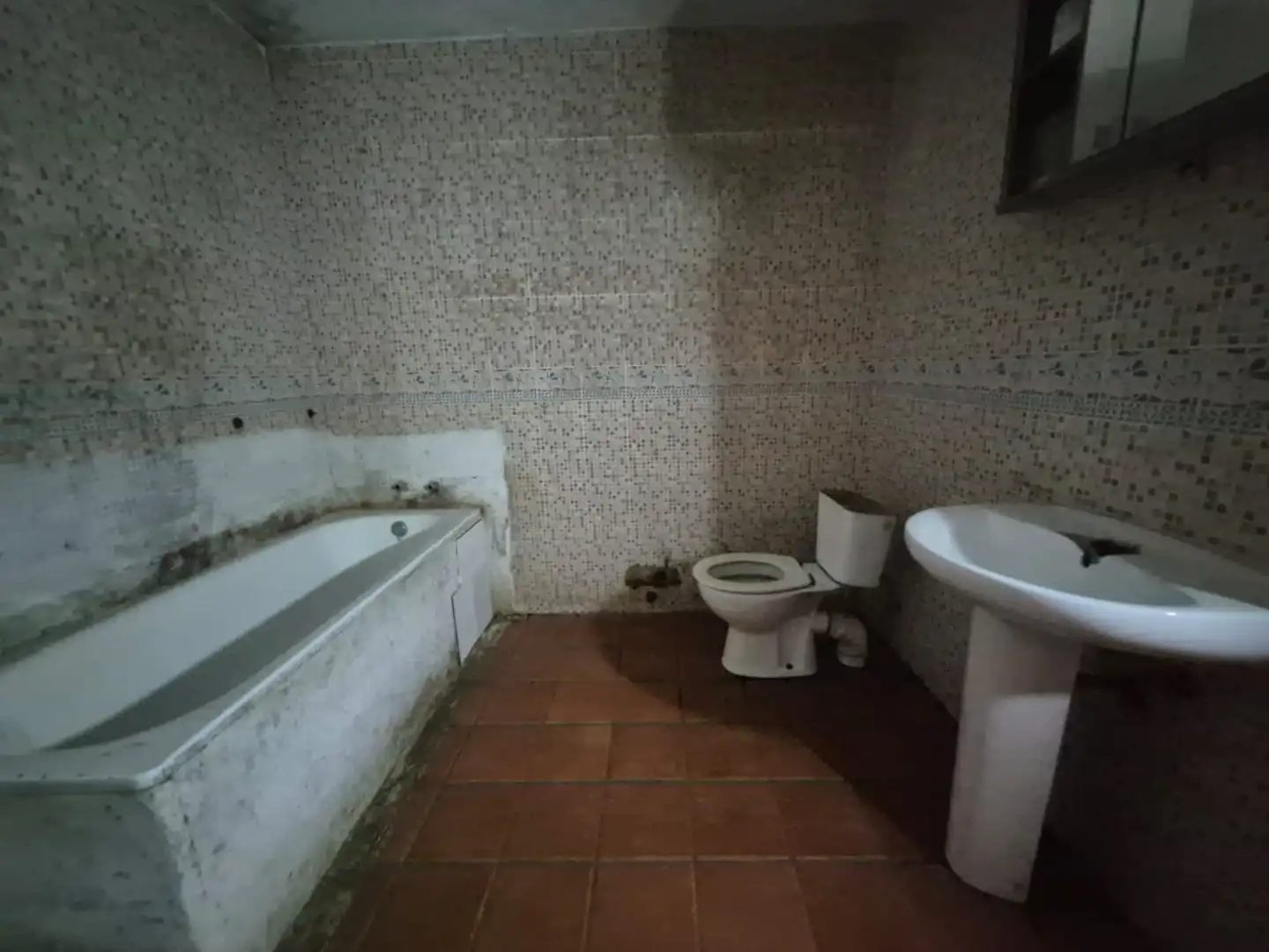 Badezimmer von Haus oder Chalet zum Verkauf in Sant Cebrià de Vallalta mit Privatgarten