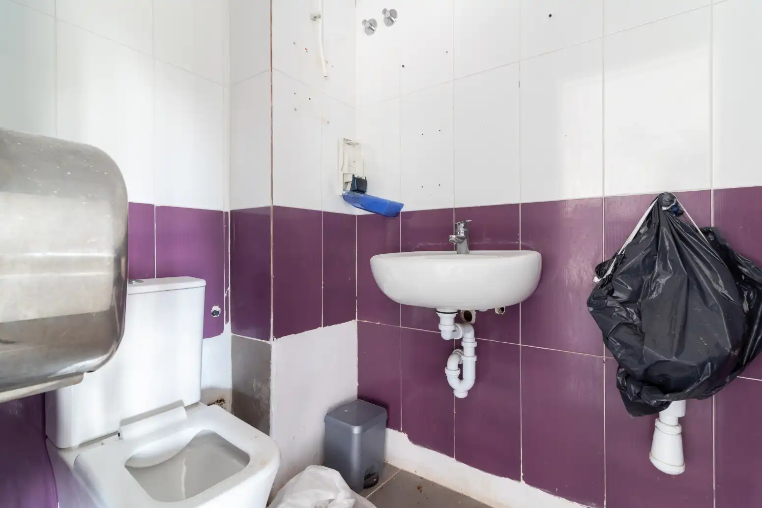 Baño de Local en venta en Puerto de Sagunto