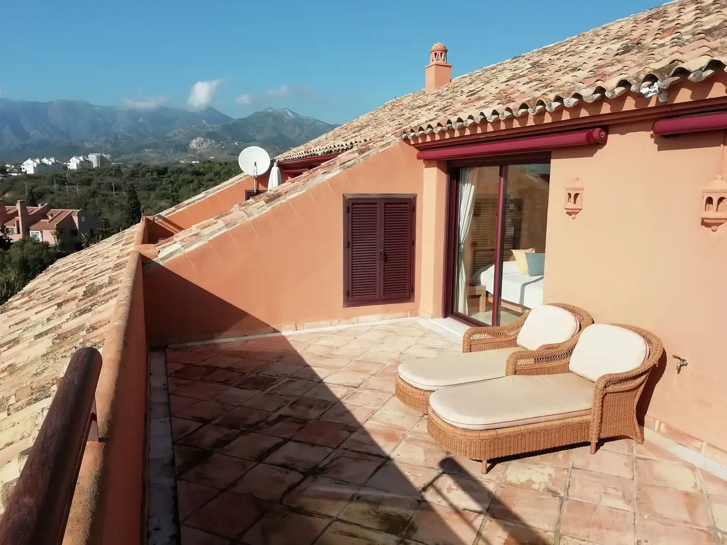Terrasse von Maisonette zum Verkauf in Marbella mit Klimaanlage, Terrasse und Abstellraum