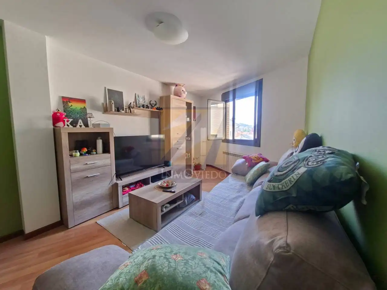 Living room of Flat for sale in Gijón   with Heating, Storage room and Furnished