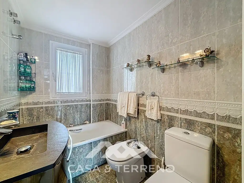 Vivienda con piscina en venta en Calle Rioja, imagen 18