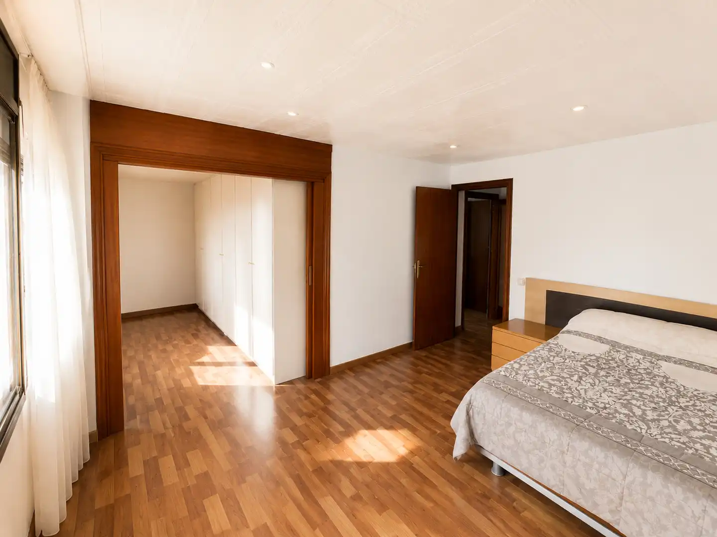 Habitación de Piso en venta en Santa Coloma de Gramenet con Aire acondicionado y Balcón