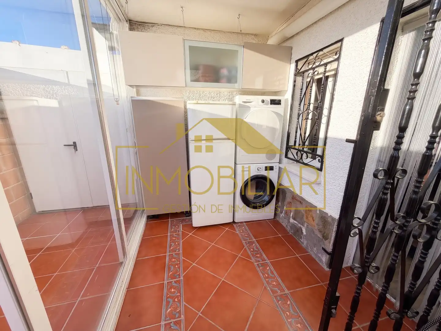 Terrassa de Casa o xalet en venda en El Viso de San Juan amb Aire condicionat, Calefacció i Traster