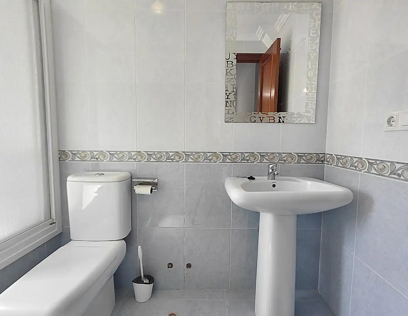 Baño de Planta baja de alquiler en Vilagarcía de Arousa con Amueblado