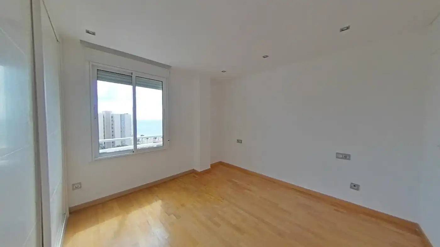Dormitori de Apartament en venda en Alicante / Alacant amb Piscina